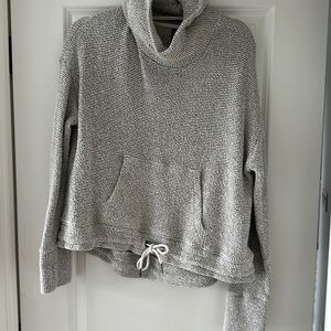 Sweaty Betty boucle size large sweatshirt